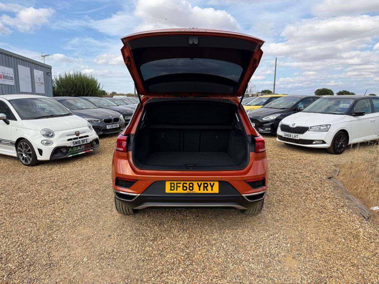 2018 VOLKSWAGEN T-ROC 2018 VOLKSWAGEN T-ROC