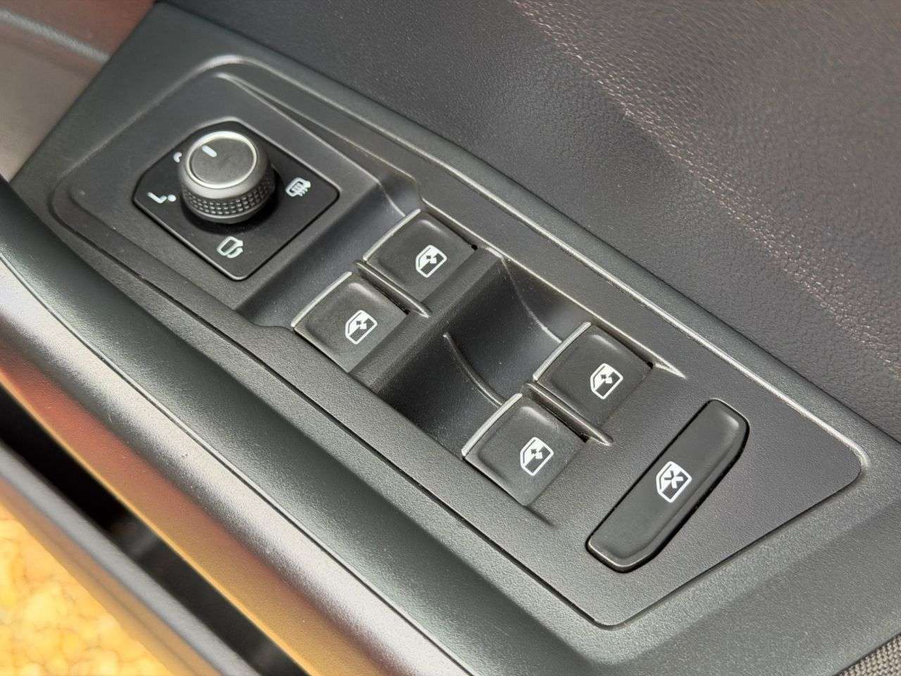 2018 VOLKSWAGEN T-ROC 2018 VOLKSWAGEN T-ROC