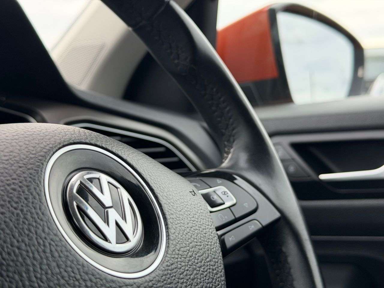 2018 VOLKSWAGEN T-ROC 2018 VOLKSWAGEN T-ROC