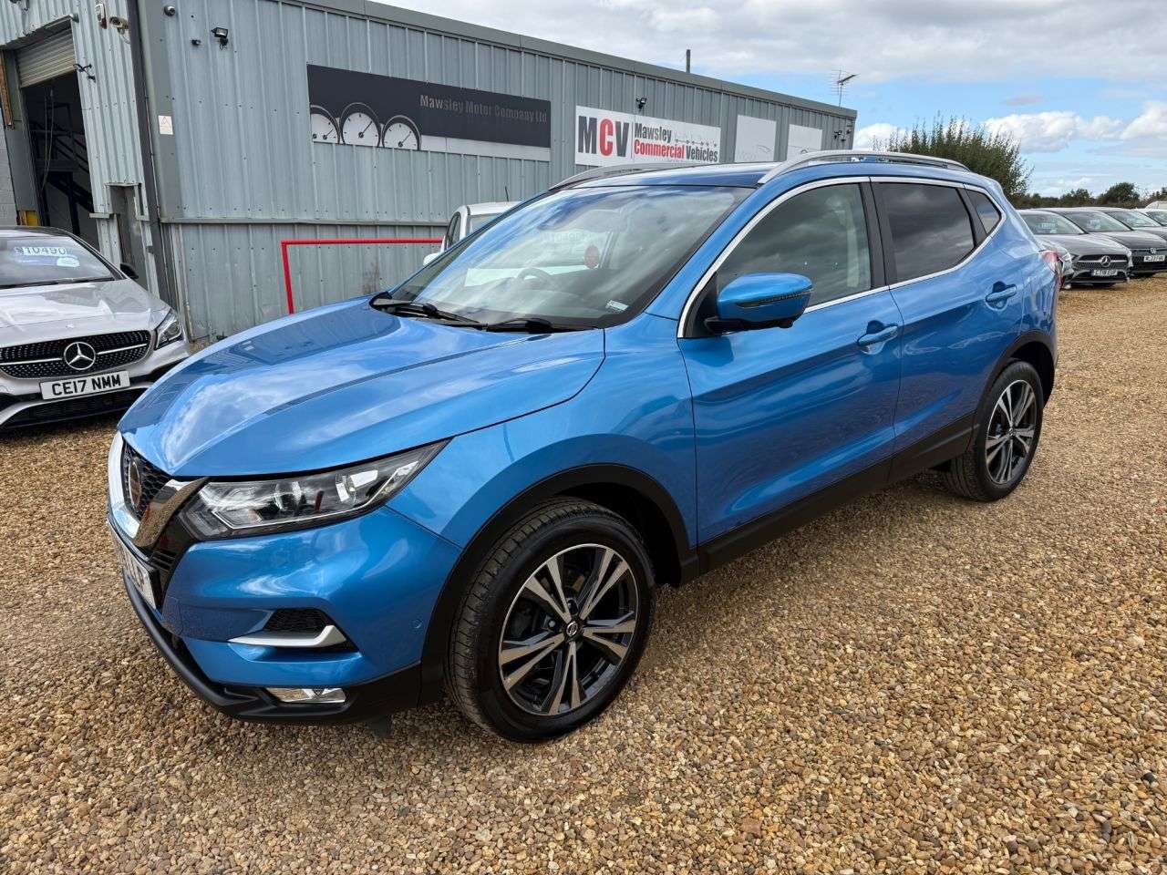 A 2019 NISSAN QASHQAI 1.3 DIG-T N-Connecta SUV 5dr Petrol Manual Euro 6 (s/s) (140 ps) A 2019 NISSAN QASHQAI 1.3 DIG-T N-Connecta SUV 5dr Petrol Manual Euro 6 (s/s) (140 ps)