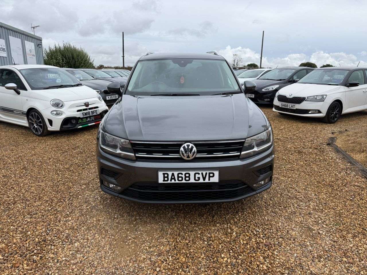 A 2019 VOLKSWAGEN TIGUAN 2.0 TDI Match SUV 5dr Diesel DSG Euro 6 (s/s) (150 ps) A 2019 VOLKSWAGEN TIGUAN 2.0 TDI Match SUV 5dr Diesel DSG Euro 6 (s/s) (150 ps)
