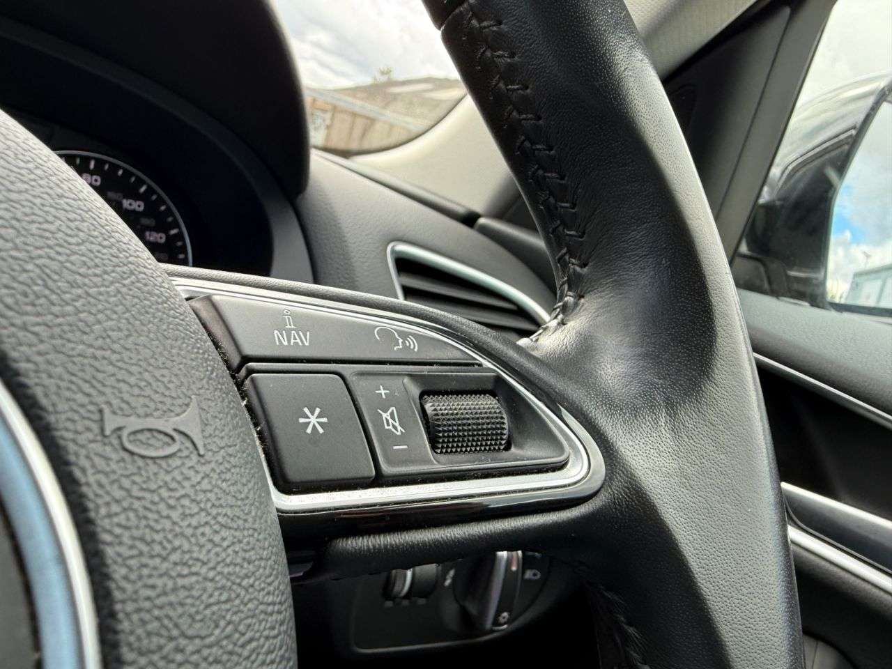2018 AUDI Q3 2018 AUDI Q3