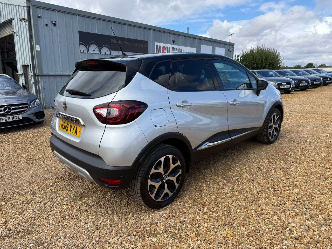 A 2019 RENAULT CAPTUR 1.5 dCi ENERGY GT Line SUV 5dr Diesel Manual Euro 6 (s/s) (90 ps) A 2019 RENAULT CAPTUR 1.5 dCi ENERGY GT Line SUV 5dr Diesel Manual Euro 6 (s/s) (90 ps)