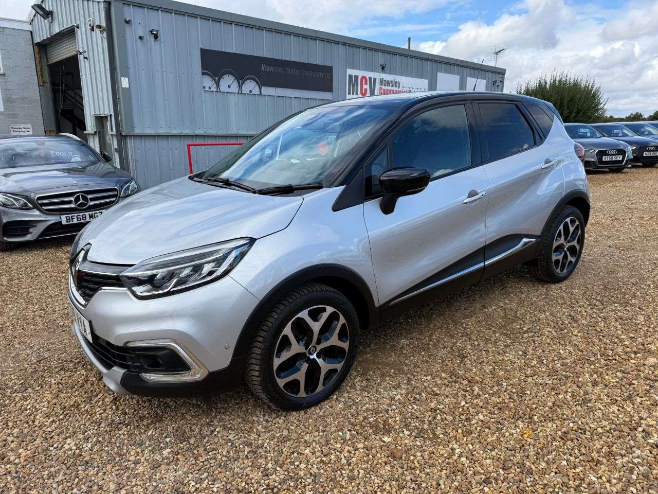 A 2019 RENAULT CAPTUR 1.5 dCi ENERGY GT Line SUV 5dr Diesel Manual Euro 6 (s/s) (90 ps) A 2019 RENAULT CAPTUR 1.5 dCi ENERGY GT Line SUV 5dr Diesel Manual Euro 6 (s/s) (90 ps)
