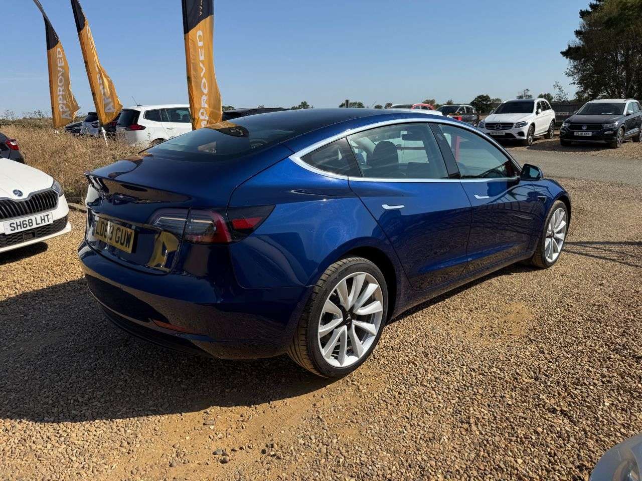 A 2019 TESLA MODEL 3 (Dual Motor) Long Range Saloon 4dr Electric Auto 4WDE (346 ps) A 2019 TESLA MODEL 3 (Dual Motor) Long Range Saloon 4dr Electric Auto 4WDE (346 ps)