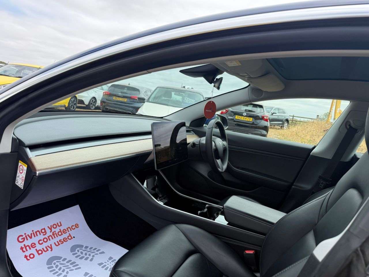 A 2019 TESLA MODEL 3 (Dual Motor) Long Range Saloon 4dr Electric Auto 4WDE (346 ps) A 2019 TESLA MODEL 3 (Dual Motor) Long Range Saloon 4dr Electric Auto 4WDE (346 ps)