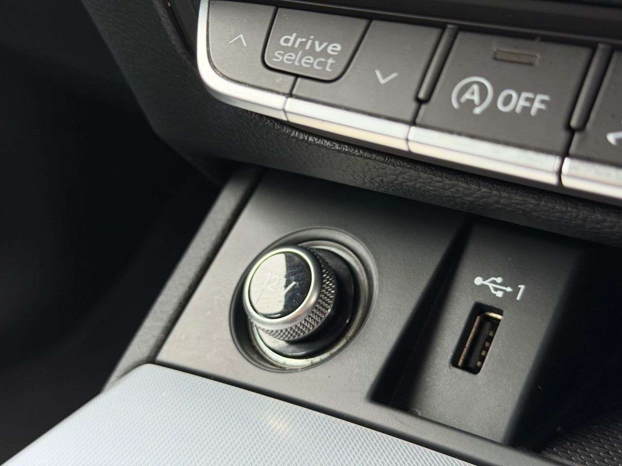 2019 AUDI Q5 2019 AUDI Q5