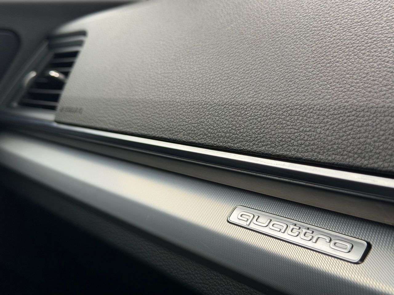 2019 AUDI Q5 2019 AUDI Q5