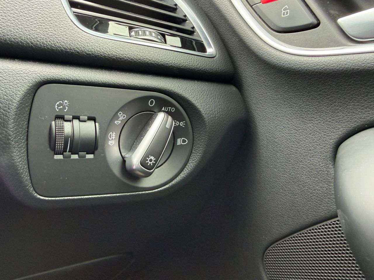 2017 AUDI Q3 2017 AUDI Q3