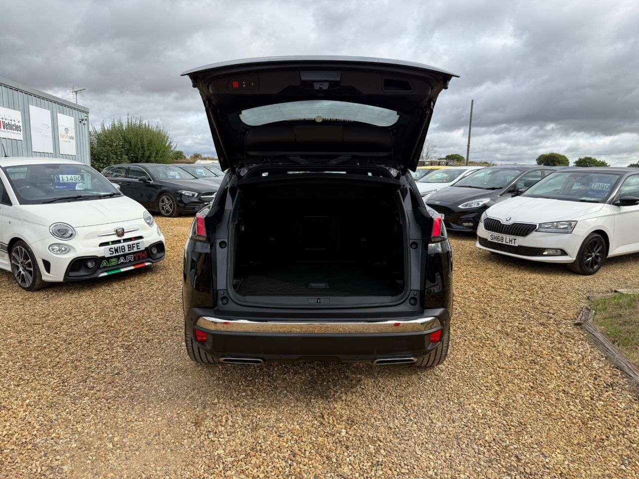 2017 PEUGEOT 3008 2017 PEUGEOT 3008