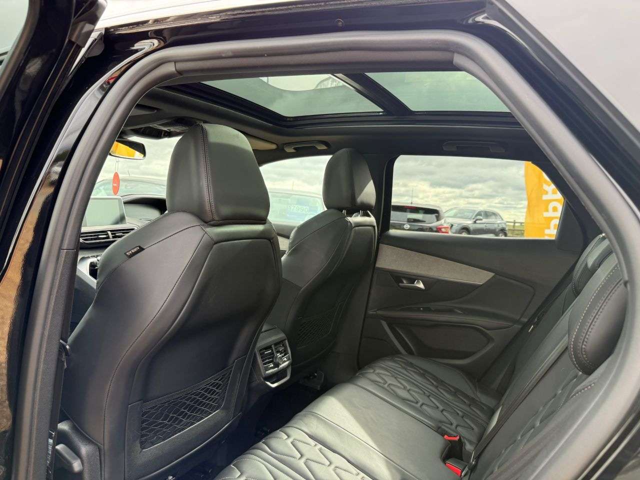 2017 PEUGEOT 3008 2017 PEUGEOT 3008