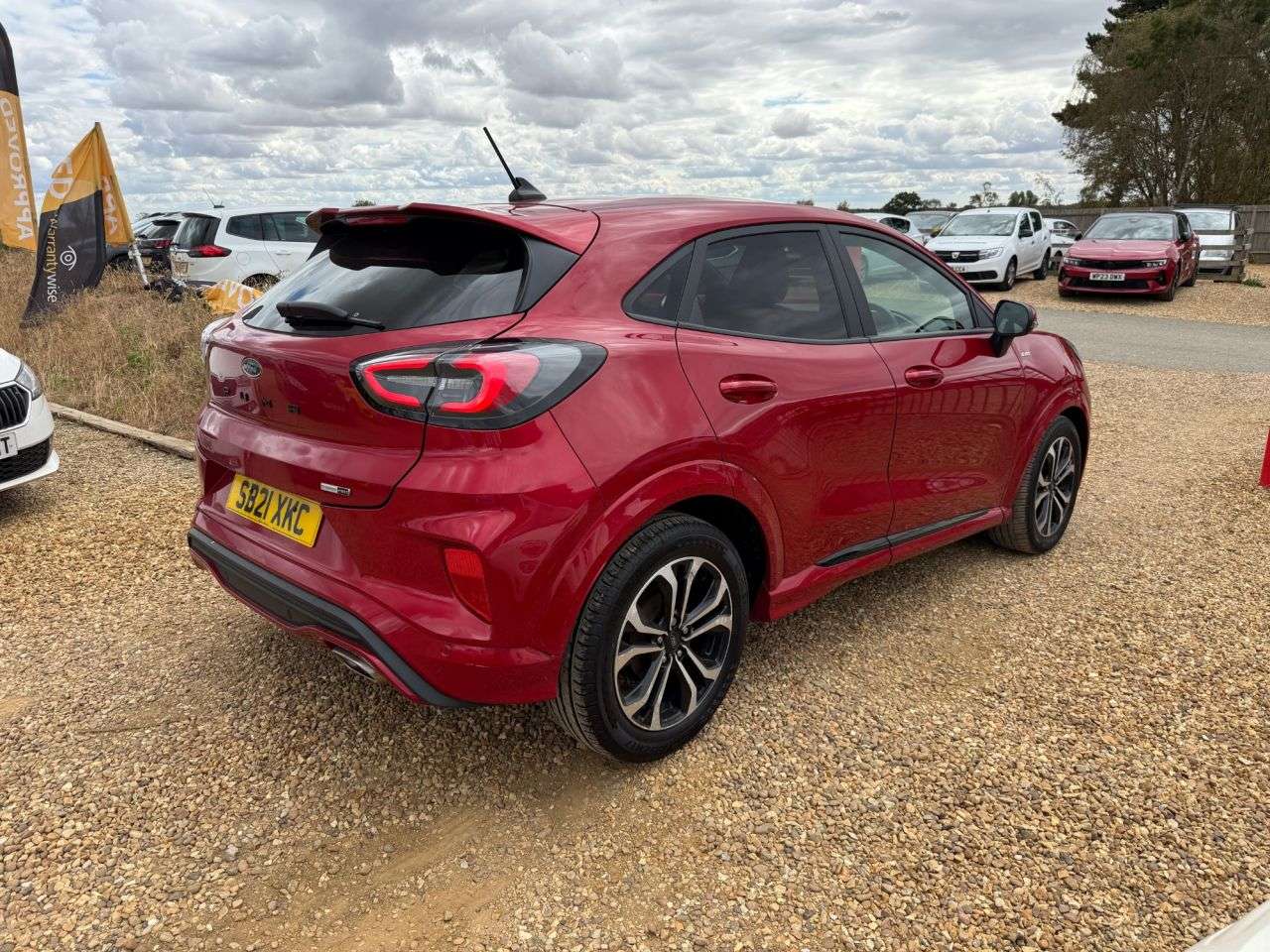A 2021 FORD PUMA 1.0T EcoBoost MHEV ST-Line SUV 5dr Petrol Manual Euro 6 (s/s) (125 ps) A 2021 FORD PUMA 1.0T EcoBoost MHEV ST-Line SUV 5dr Petrol Manual Euro 6 (s/s) (125 ps)