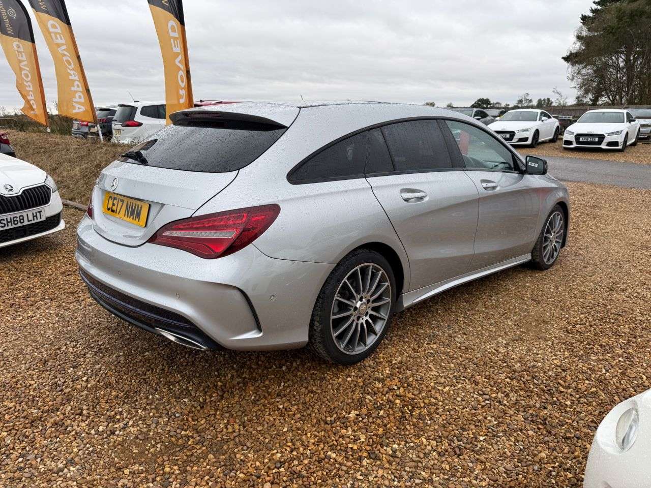 A 2017 MERCEDES-BENZ CLA 2.1 CLA220d AMG Line Shooting Brake 5dr Diesel 7G-DCT Euro 6 (s/s) (177 ps) A 2017 MERCEDES-BENZ CLA 2.1 CLA220d AMG Line Shooting Brake 5dr Diesel 7G-DCT Euro 6 (s/s) (177 ps)
