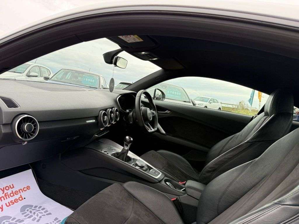 A 2016 AUDI TT 1.8 TFSI Sport Coupe 3dr Petrol Manual Euro 6 (s/s) (180 ps) A 2016 AUDI TT 1.8 TFSI Sport Coupe 3dr Petrol Manual Euro 6 (s/s) (180 ps)
