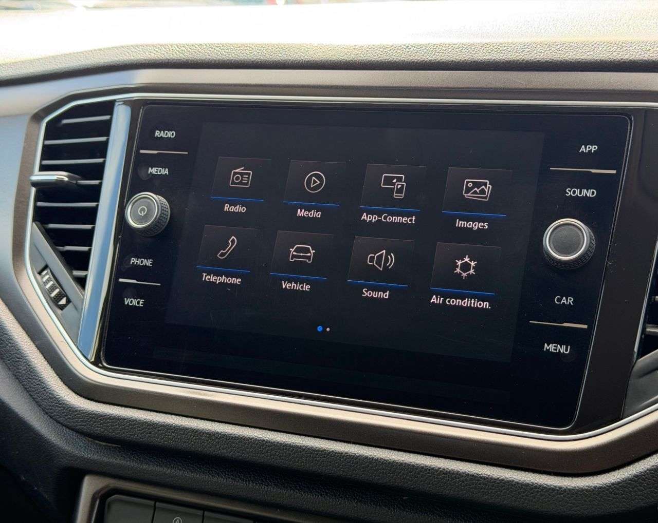 2018 VOLKSWAGEN T-ROC 2018 VOLKSWAGEN T-ROC