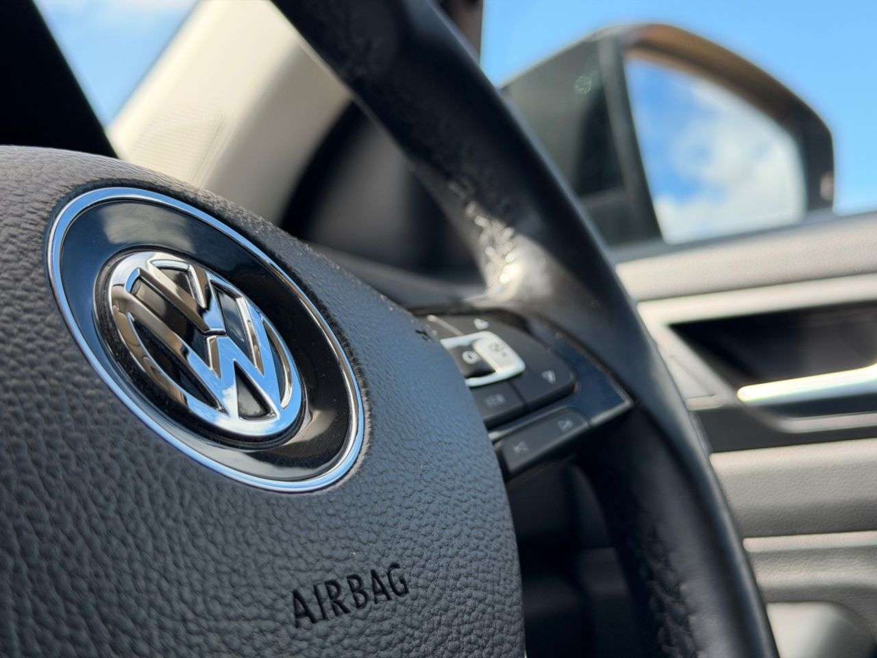 2018 VOLKSWAGEN T-ROC 2018 VOLKSWAGEN T-ROC