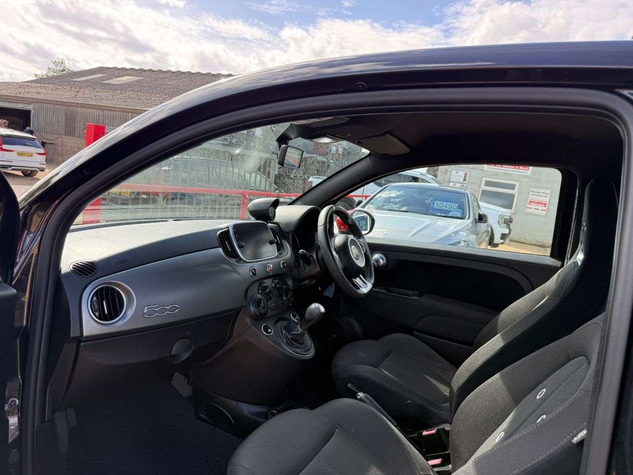 2017 ABARTH 595 2017 ABARTH 595