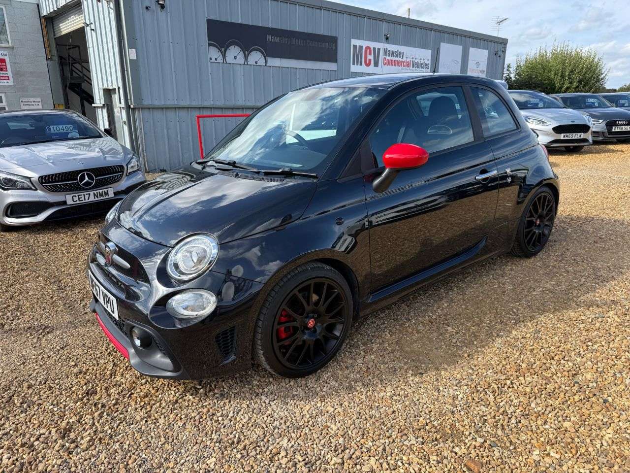 2017 ABARTH 595 2017 ABARTH 595