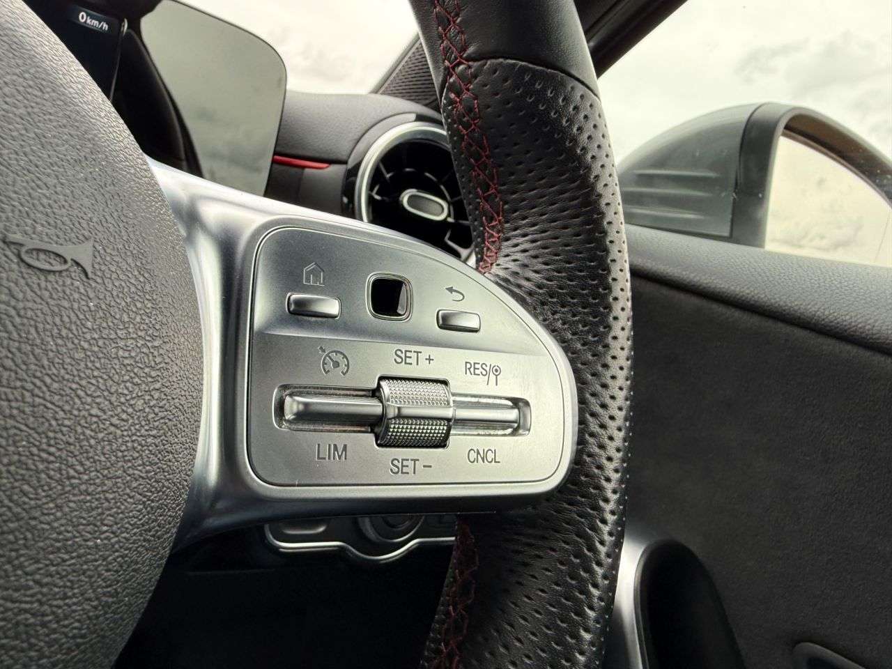 2019 MERCEDES A-CLASS 2019 MERCEDES A-CLASS