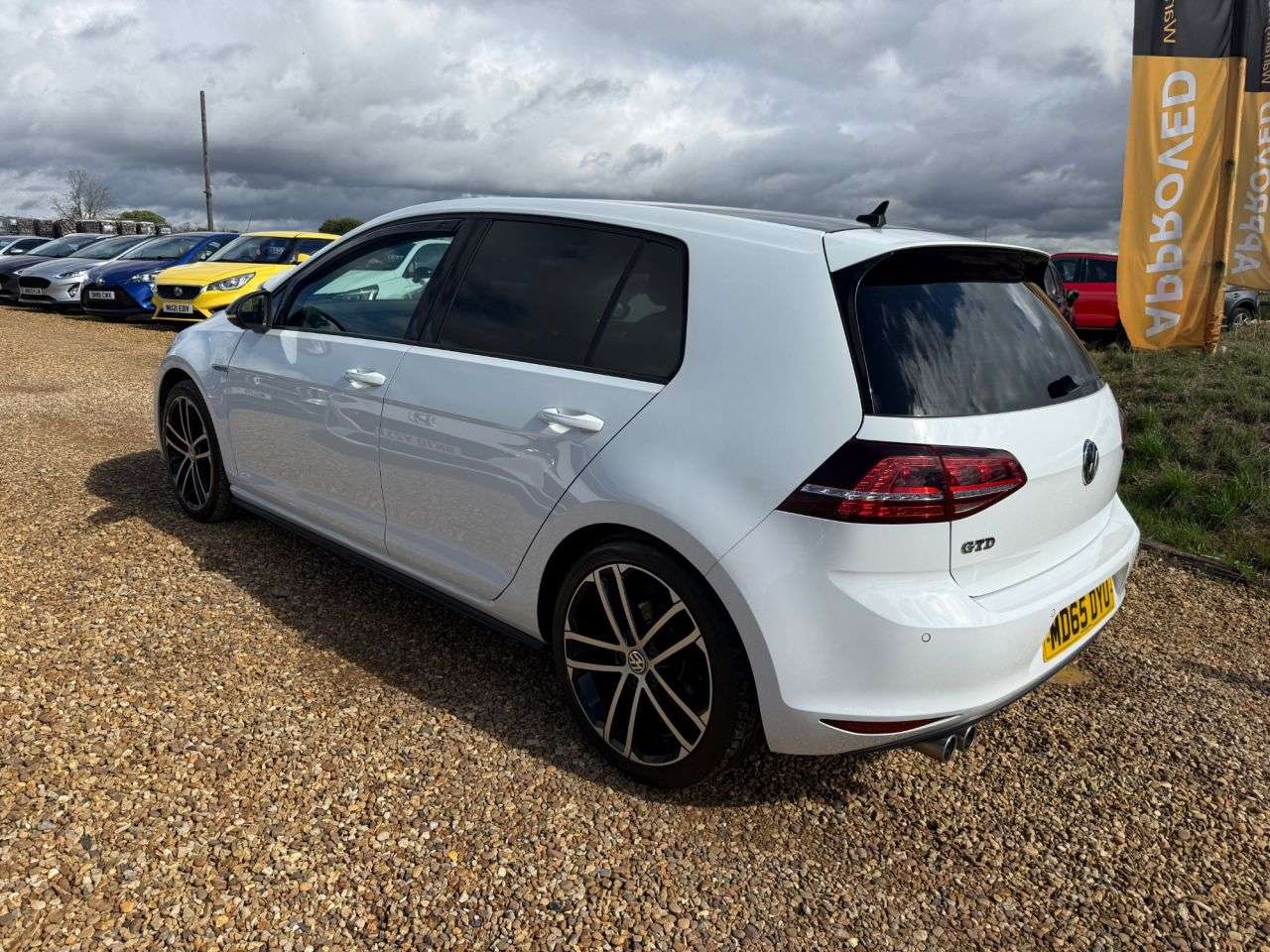 2015 VOLKSWAGEN GOLF 2015 VOLKSWAGEN GOLF