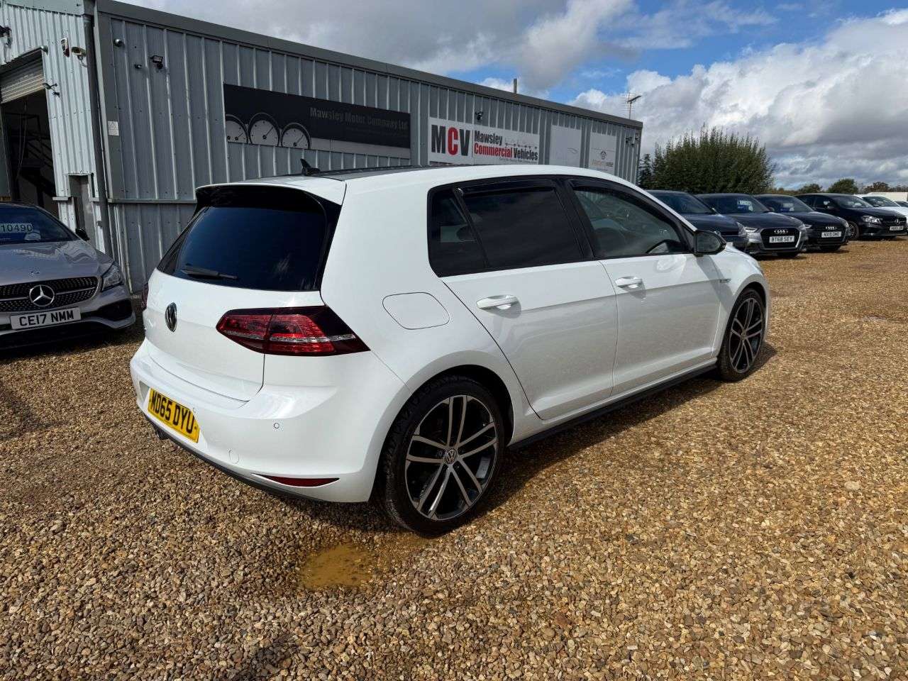 A 2015 VOLKSWAGEN GOLF 2.0 TDI BlueMotion Tech GTD Hatchback 5dr Diesel Manual Euro 6 (s/s) (184 p A 2015 VOLKSWAGEN GOLF 2.0 TDI BlueMotion Tech GTD Hatchback 5dr Diesel Manual Euro 6 (s/s) (184 p