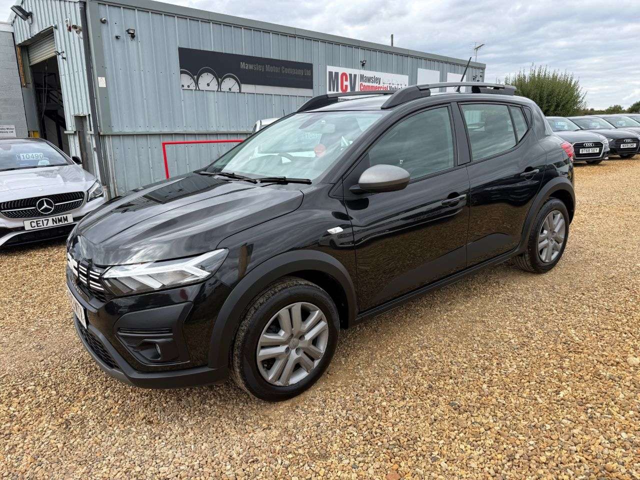 A 2023 DACIA SANDERO STEPWAY 1.0 TCe Expression Hatchback 5dr Petrol Manual Euro 6 (s/s) (90 ps) A 2023 DACIA SANDERO STEPWAY 1.0 TCe Expression Hatchback 5dr Petrol Manual Euro 6 (s/s) (90 ps)