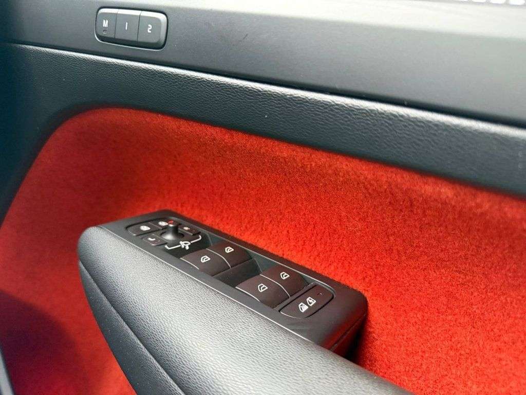 2018 VOLVO XC40 2018 VOLVO XC40