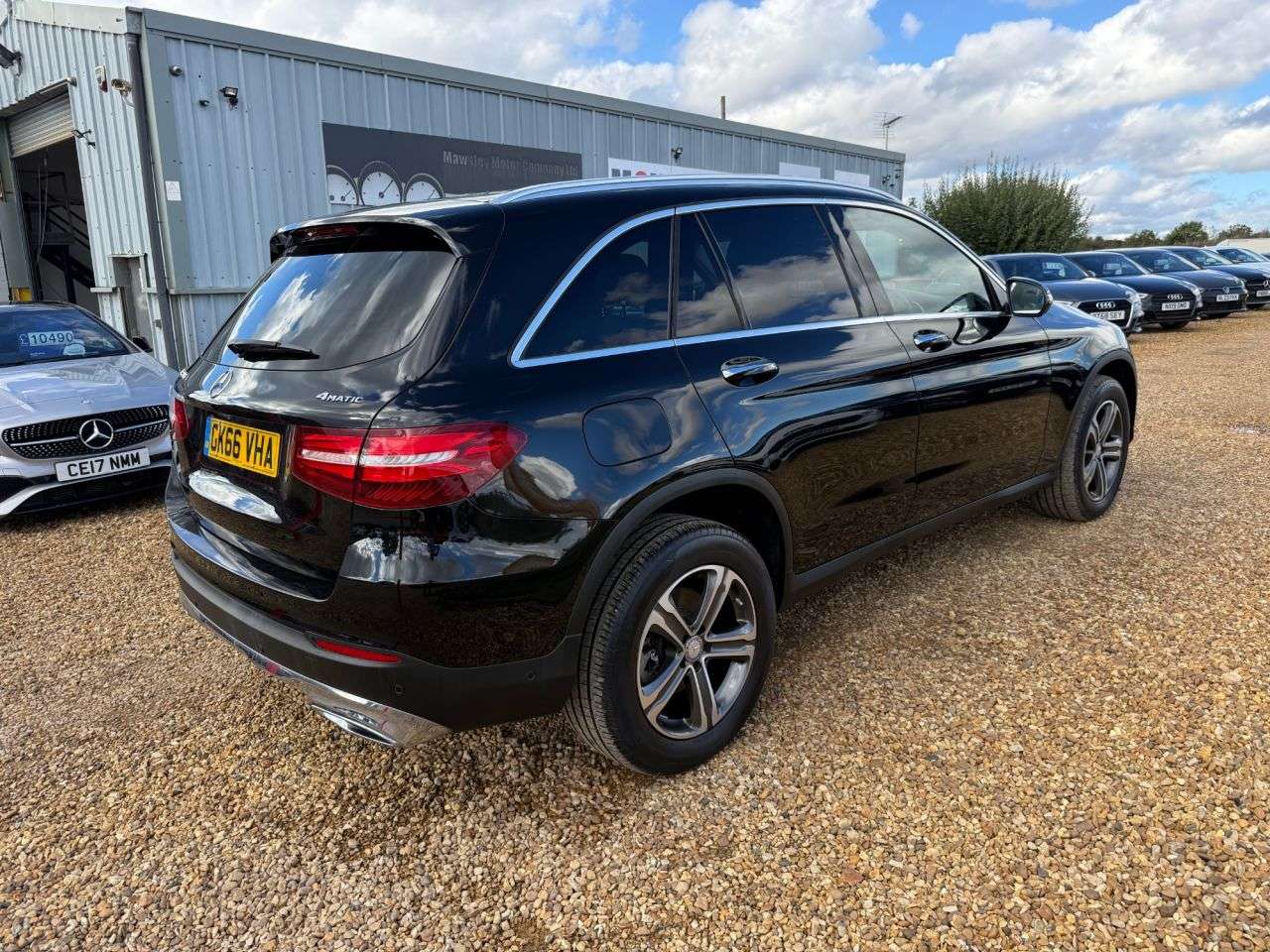 A 2016 MERCEDES-BENZ GLC 2.1 GLC220d Sport (Premium) SUV 5dr Diesel G-Tronic 4MATIC Euro 6 (s/s) (17 A 2016 MERCEDES-BENZ GLC 2.1 GLC220d Sport (Premium) SUV 5dr Diesel G-Tronic 4MATIC Euro 6 (s/s) (17