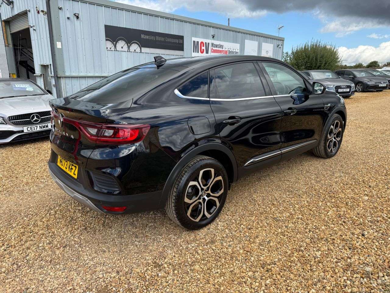 A 2023 RENAULT ARKANA 1.6 E-TECH techno SUV 5dr Petrol Hybrid Auto 2WD Euro 6 (s/s) (145 ps) A 2023 RENAULT ARKANA 1.6 E-TECH techno SUV 5dr Petrol Hybrid Auto 2WD Euro 6 (s/s) (145 ps)