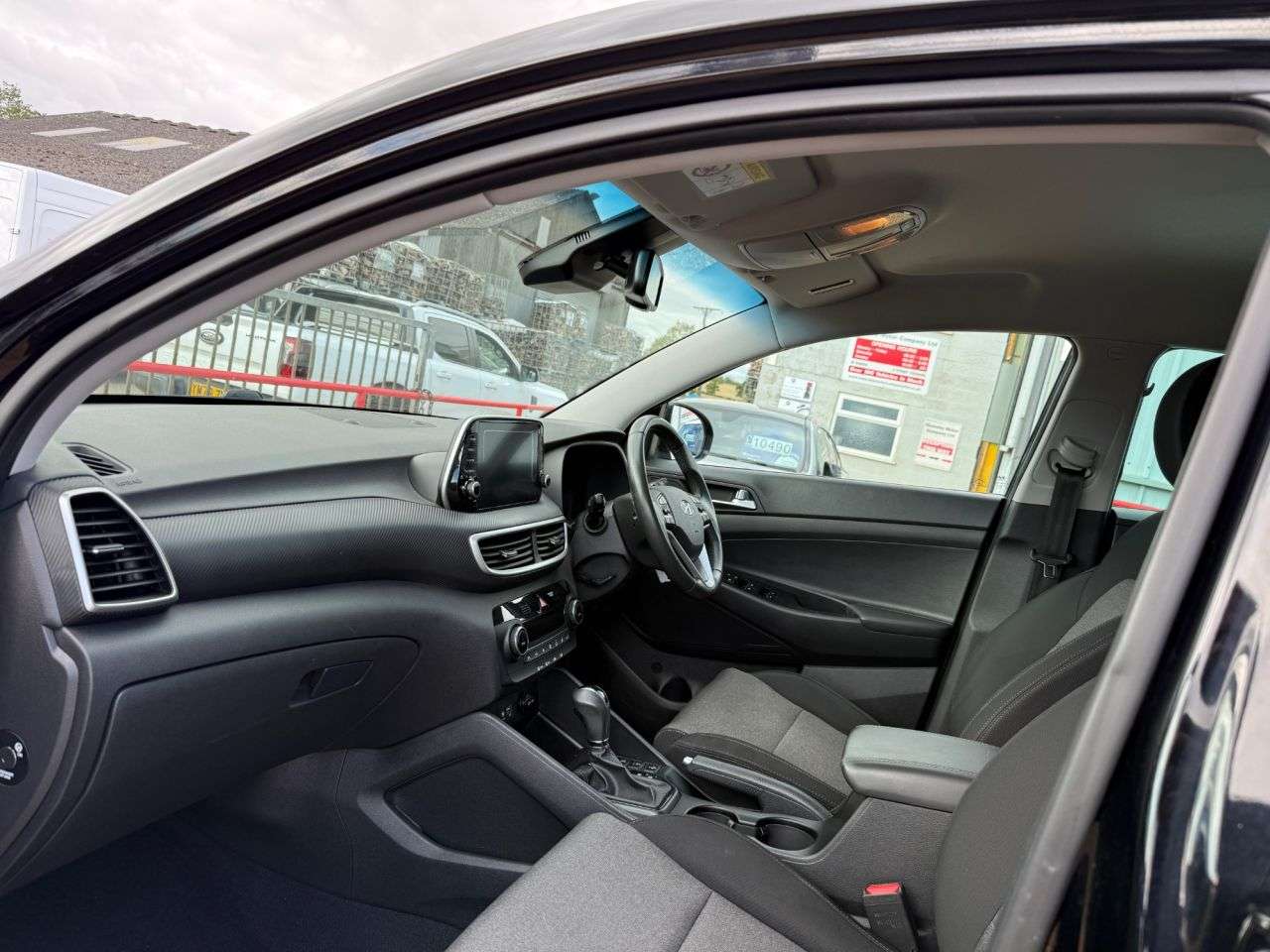 A 2019 HYUNDAI TUCSON 1.6 T-GDi SE Nav SUV 5dr Petrol DCT Euro 6 (s/s) (177 ps) A 2019 HYUNDAI TUCSON 1.6 T-GDi SE Nav SUV 5dr Petrol DCT Euro 6 (s/s) (177 ps)