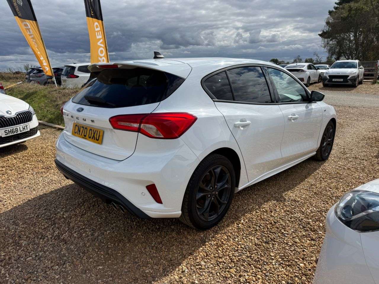 A 2020 FORD FOCUS 1.0T EcoBoost ST-Line Hatchback 5dr Petrol Auto Euro 6 (s/s) (125 ps) A 2020 FORD FOCUS 1.0T EcoBoost ST-Line Hatchback 5dr Petrol Auto Euro 6 (s/s) (125 ps)