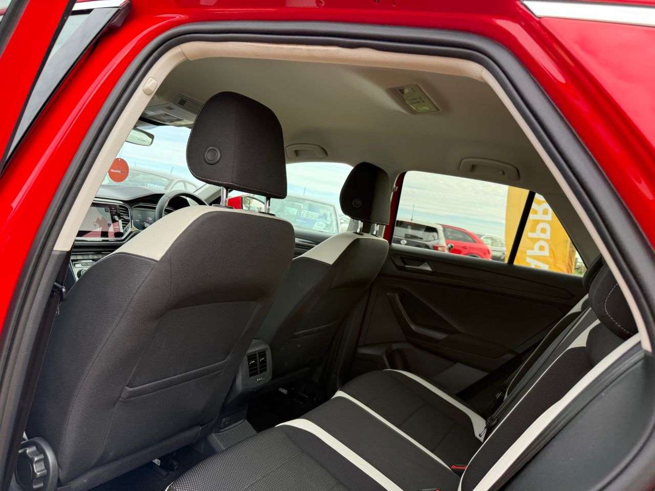2019 VOLKSWAGEN T-ROC 2019 VOLKSWAGEN T-ROC