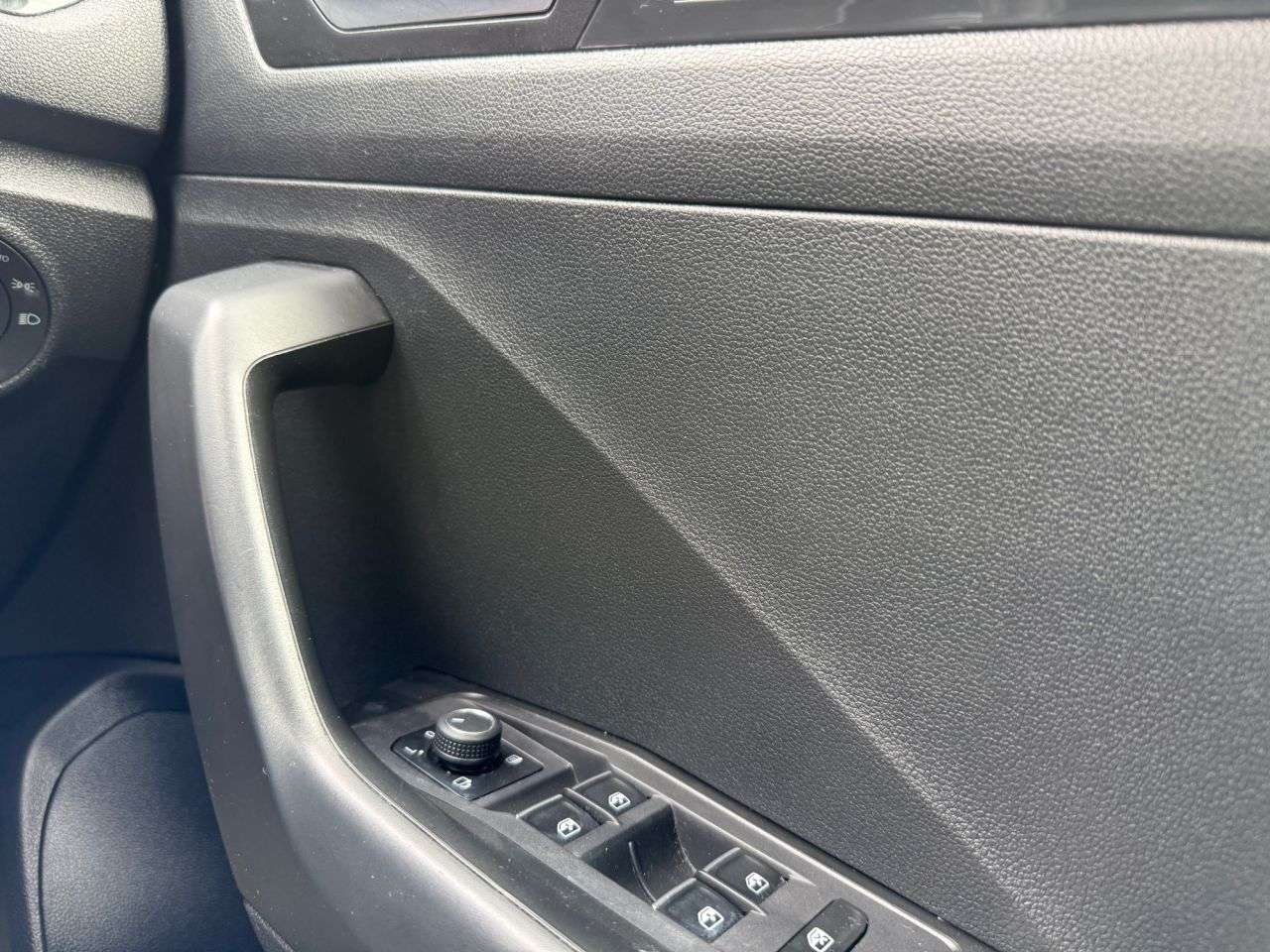 2019 VOLKSWAGEN T-ROC 2019 VOLKSWAGEN T-ROC