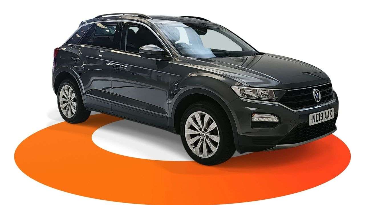 A 2019 VOLKSWAGEN T-ROC 1.0 TSI GPF SE SUV 5dr Petrol Manual Euro 6 (s/s) (115 ps) A 2019 VOLKSWAGEN T-ROC 1.0 TSI GPF SE SUV 5dr Petrol Manual Euro 6 (s/s) (115 ps)