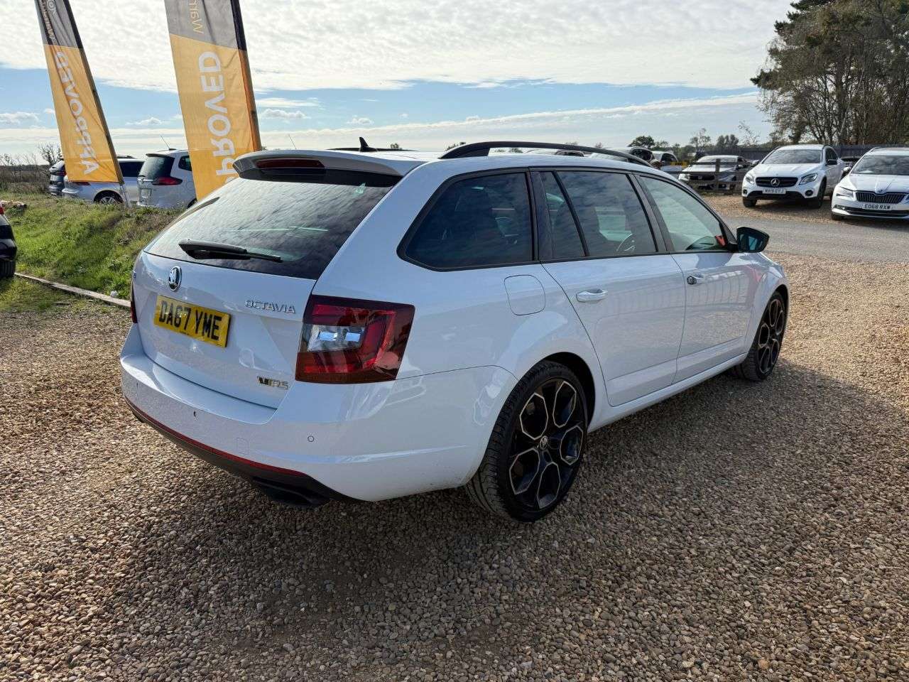 A 2017 SKODA OCTAVIA 2.0 TSI vRS Estate 5dr Petrol Manual Euro 6 (s/s) (245 ps) A 2017 SKODA OCTAVIA 2.0 TSI vRS Estate 5dr Petrol Manual Euro 6 (s/s) (245 ps)