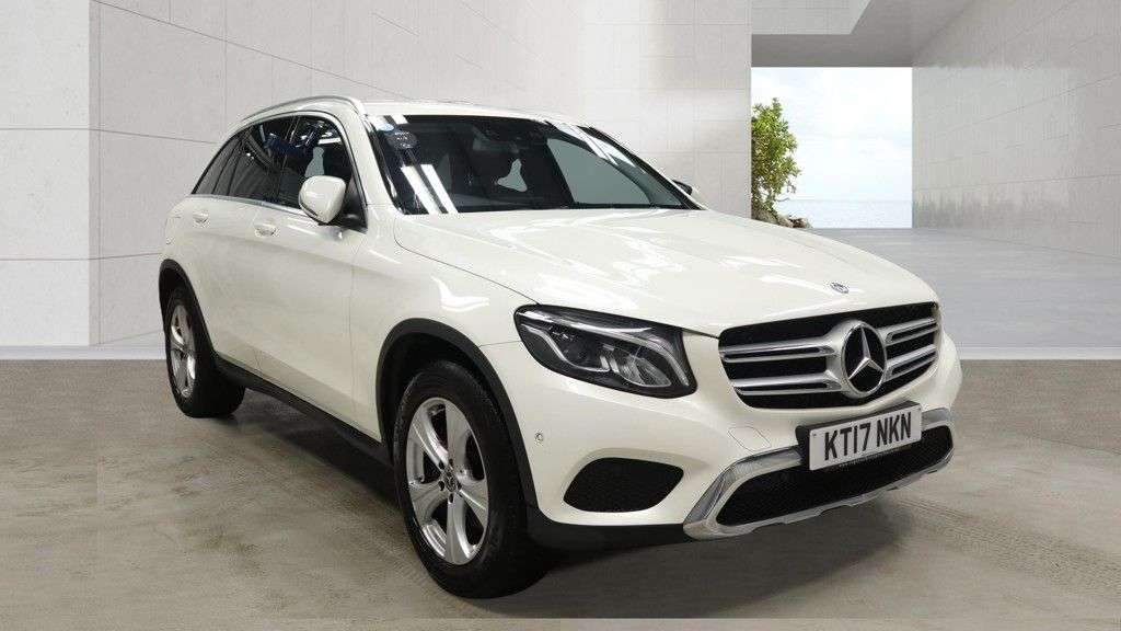 A 2017 MERCEDES-BENZ GLC 2.1 GLC220d Sport SUV 5dr Diesel G-Tronic 4MATIC Euro 6 (s/s) (170 ps) A 2017 MERCEDES-BENZ GLC 2.1 GLC220d Sport SUV 5dr Diesel G-Tronic 4MATIC Euro 6 (s/s) (170 ps)
