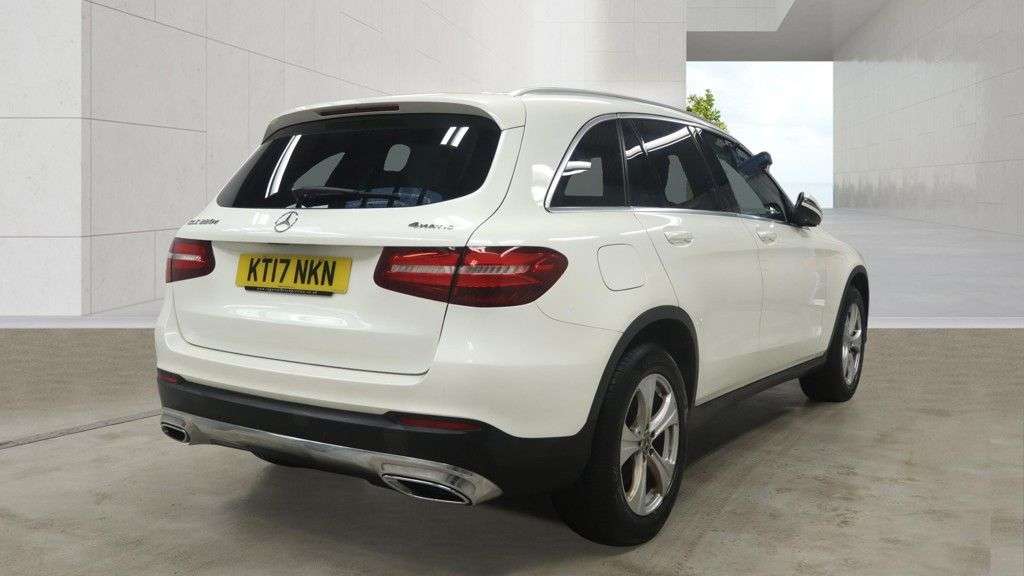 A 2017 MERCEDES-BENZ GLC 2.1 GLC220d Sport SUV 5dr Diesel G-Tronic 4MATIC Euro 6 (s/s) (170 ps) A 2017 MERCEDES-BENZ GLC 2.1 GLC220d Sport SUV 5dr Diesel G-Tronic 4MATIC Euro 6 (s/s) (170 ps)