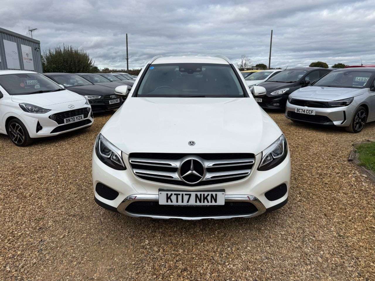 A 2017 MERCEDES-BENZ GLC 2.1 GLC220d Sport SUV 5dr Diesel G-Tronic 4MATIC Euro 6 (s/s) (170 ps) A 2017 MERCEDES-BENZ GLC 2.1 GLC220d Sport SUV 5dr Diesel G-Tronic 4MATIC Euro 6 (s/s) (170 ps)