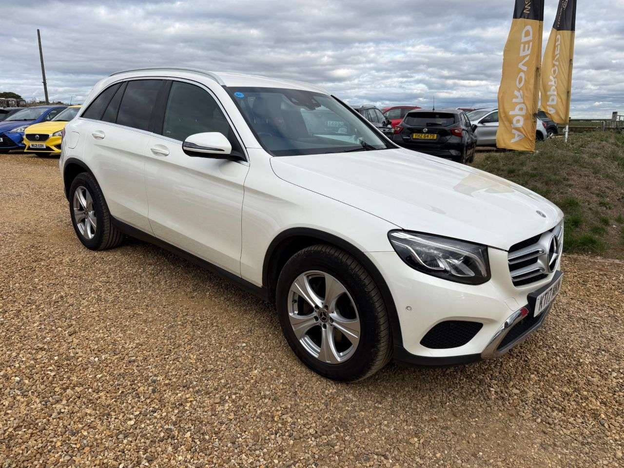 A 2017 MERCEDES-BENZ GLC 2.1 GLC220d Sport SUV 5dr Diesel G-Tronic 4MATIC Euro 6 (s/s) (170 ps) A 2017 MERCEDES-BENZ GLC 2.1 GLC220d Sport SUV 5dr Diesel G-Tronic 4MATIC Euro 6 (s/s) (170 ps)