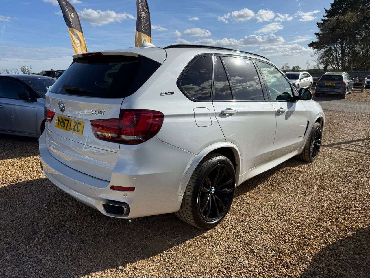 A 2017 BMW X5 2.0 40e 9.0kWh M Sport SUV 5dr Petrol Plug-in Hybrid Auto xDrive Euro 6 (s/ A 2017 BMW X5 2.0 40e 9.0kWh M Sport SUV 5dr Petrol Plug-in Hybrid Auto xDrive Euro 6 (s/