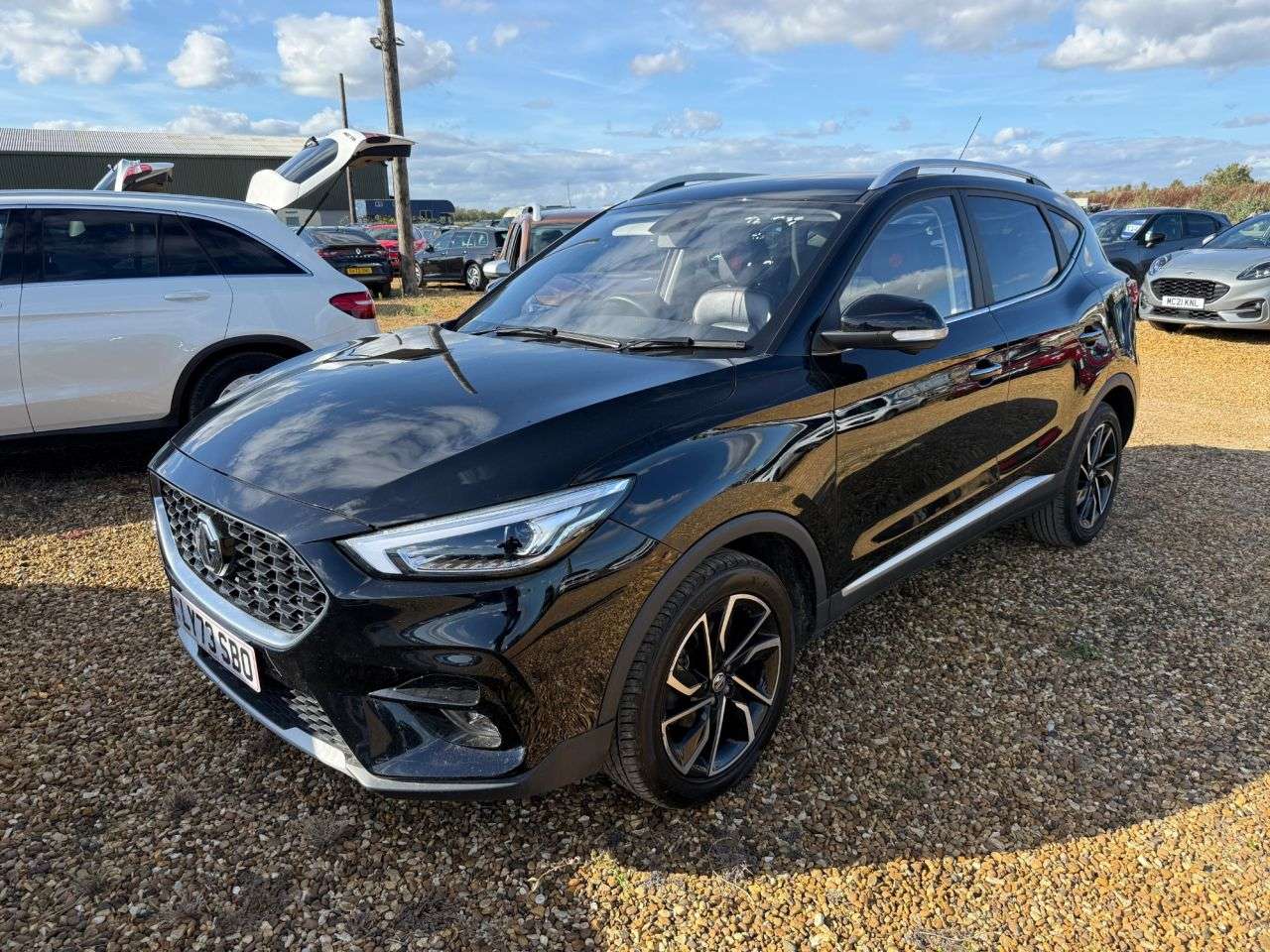 A 2023 MG MG ZS 1.0 T-GDI Exclusive SUV 5dr Petrol Auto Euro 6 (111 ps) A 2023 MG MG ZS 1.0 T-GDI Exclusive SUV 5dr Petrol Auto Euro 6 (111 ps)