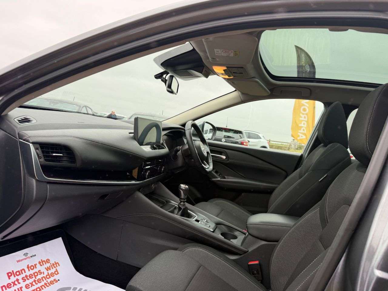 A 2022 NISSAN QASHQAI 1.3 DIG-T MHEV N-Connecta SUV 5dr Petrol Hybrid Manual Euro 6 (s/s) (140 ps A 2022 NISSAN QASHQAI 1.3 DIG-T MHEV N-Connecta SUV 5dr Petrol Hybrid Manual Euro 6 (s/s) (140 ps
