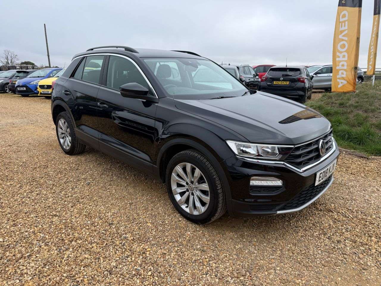 A 2018 VOLKSWAGEN T-ROC 1.5 TSI EVO SE SUV 5dr Petrol Manual Euro 6 (s/s) (150 ps) A 2018 VOLKSWAGEN T-ROC 1.5 TSI EVO SE SUV 5dr Petrol Manual Euro 6 (s/s) (150 ps)