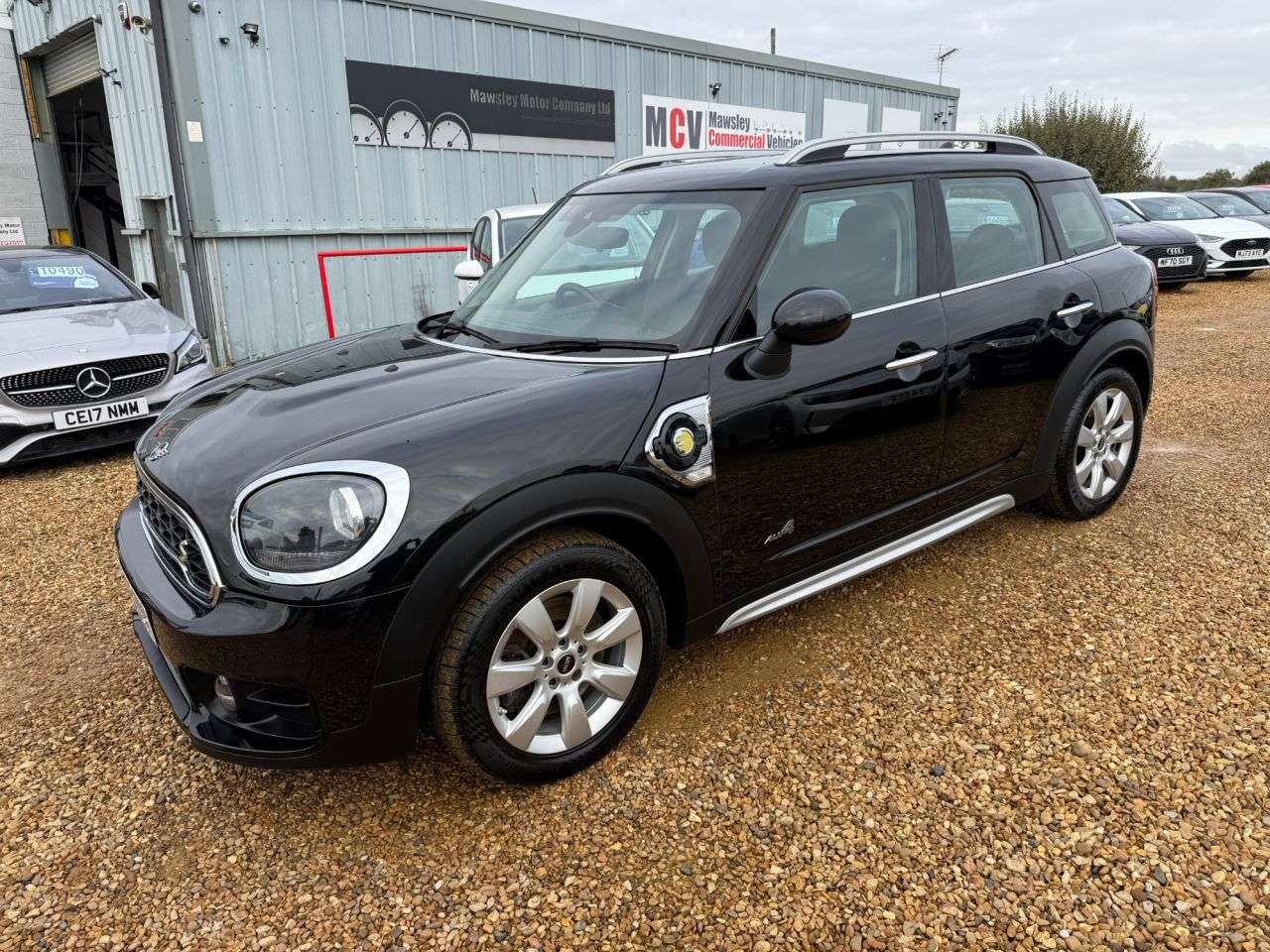 A 2019 MINI COUNTRYMAN 1.5 7.6kWh GPF Cooper SE SUV 5dr Petrol Plug-in Hybrid Auto ALL4 Euro 6 (s/ A 2019 MINI COUNTRYMAN 1.5 7.6kWh GPF Cooper SE SUV 5dr Petrol Plug-in Hybrid Auto ALL4 Euro 6 (s/