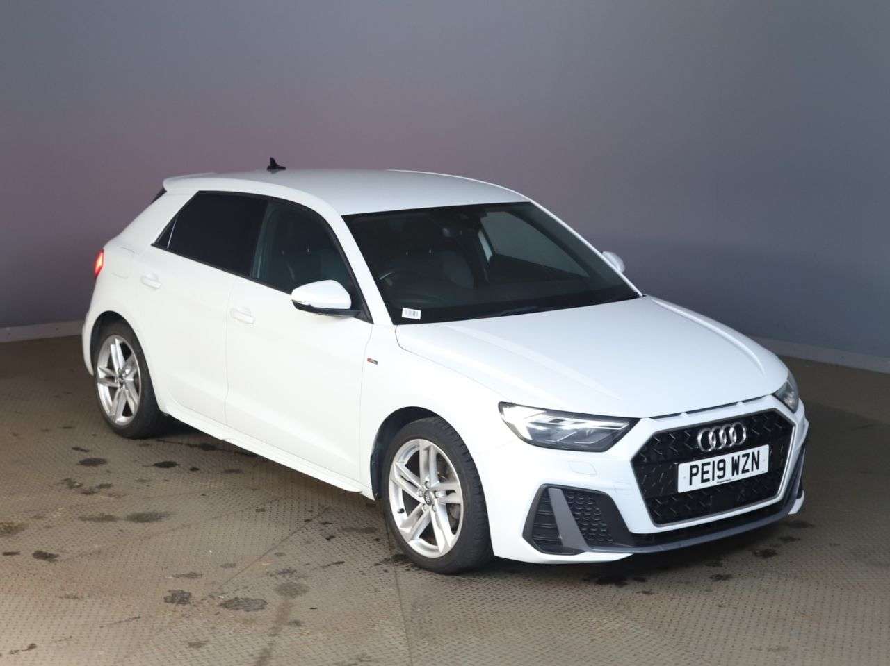 A 2019 AUDI A1 1.0 TFSI 30 S line Sportback 5dr Petrol Manual Euro 6 (s/s) (116 ps) A 2019 AUDI A1 1.0 TFSI 30 S line Sportback 5dr Petrol Manual Euro 6 (s/s) (116 ps)