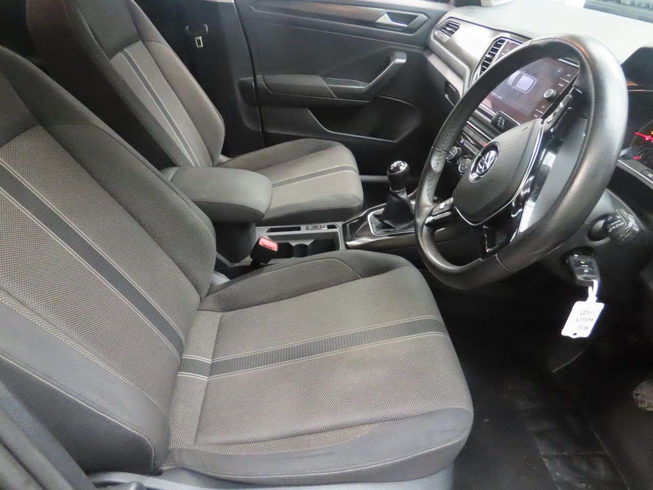 2019 VOLKSWAGEN T-ROC 2019 VOLKSWAGEN T-ROC