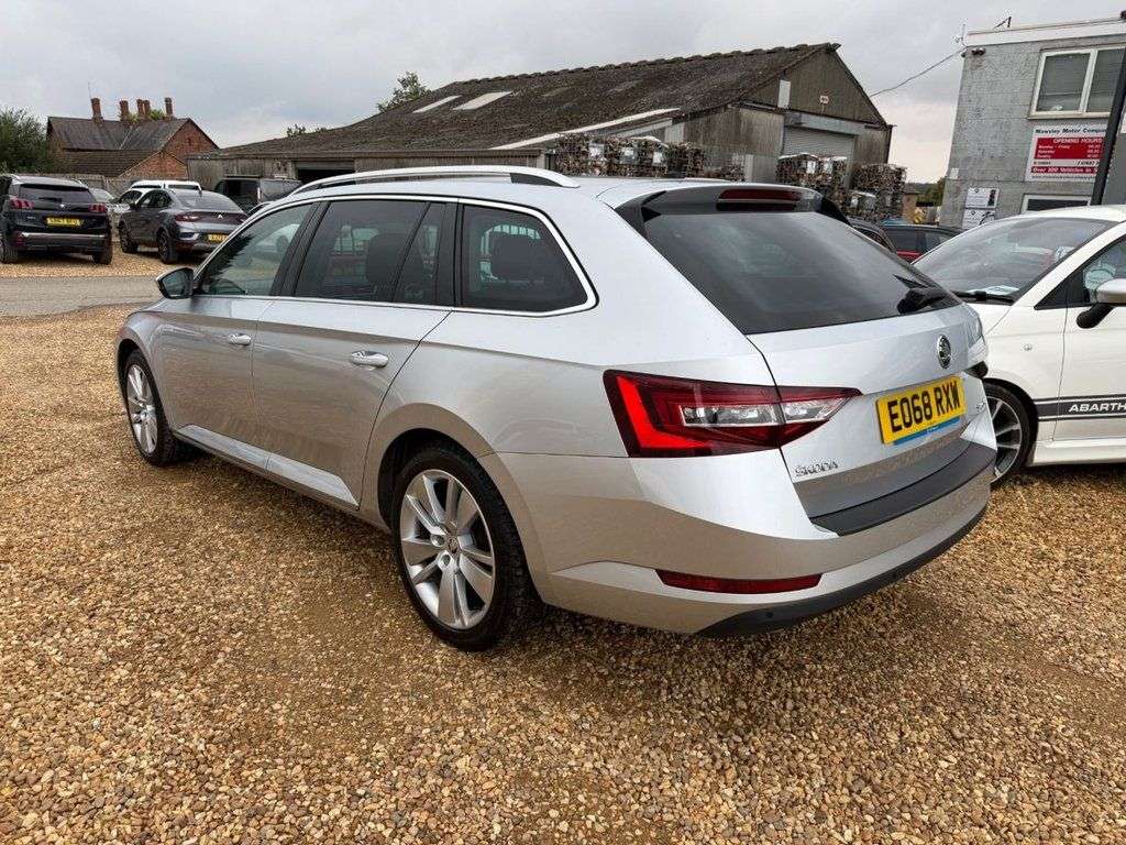 2018 SKODA SUPERB 2018 SKODA SUPERB
