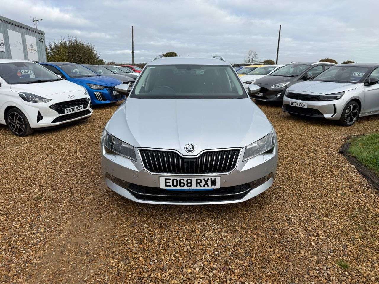 A 2018 SKODA SUPERB 2.0 TDI SE L Executive Estate 5dr Diesel Manual Euro 6 (s/s) (150 ps) A 2018 SKODA SUPERB 2.0 TDI SE L Executive Estate 5dr Diesel Manual Euro 6 (s/s) (150 ps)