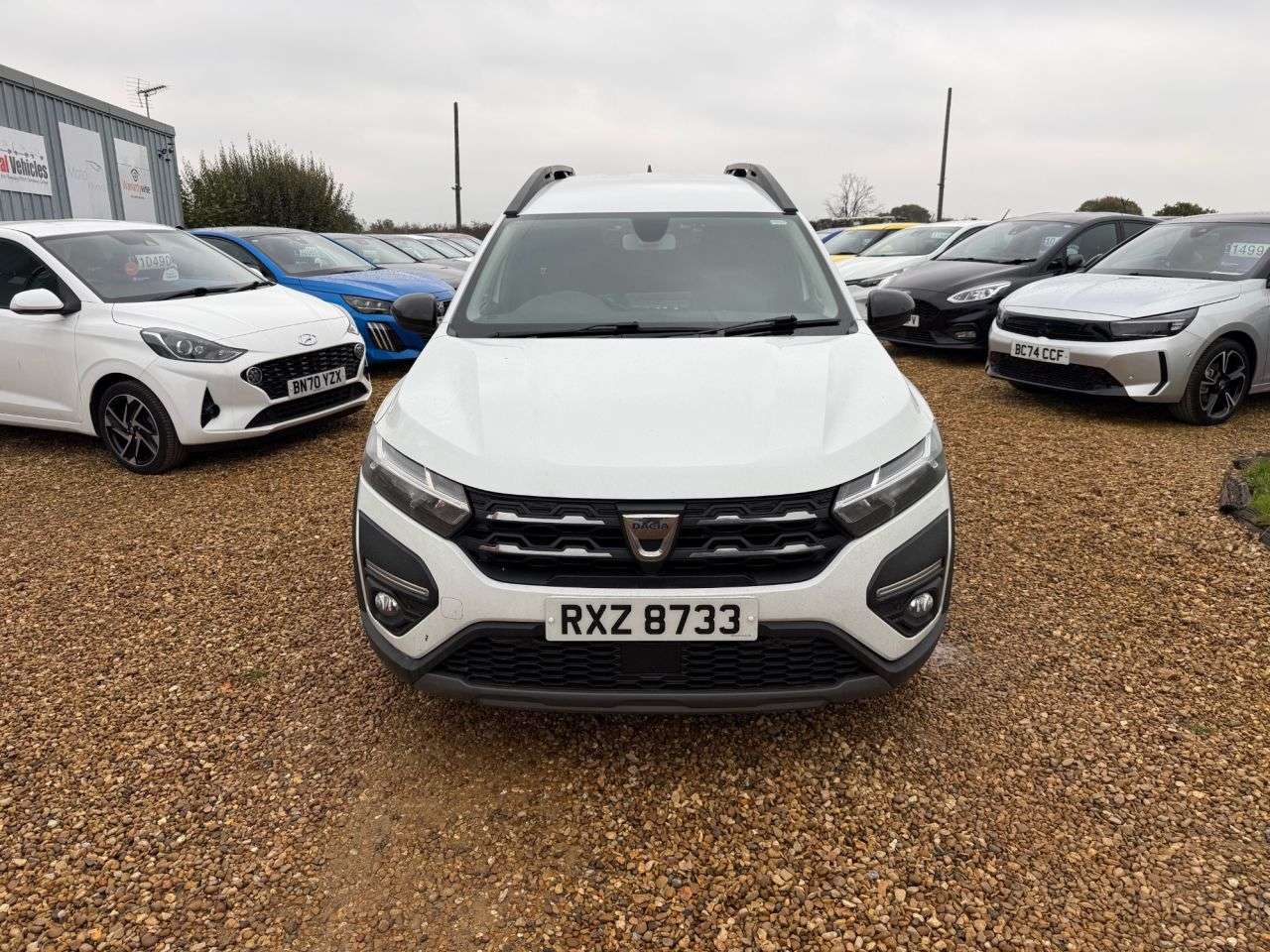 A 2022 DACIA JOGGER 1.0 TCe Extreme SE MPV 5dr Petrol Manual Euro 6 (s/s) (110 ps) A 2022 DACIA JOGGER 1.0 TCe Extreme SE MPV 5dr Petrol Manual Euro 6 (s/s) (110 ps)