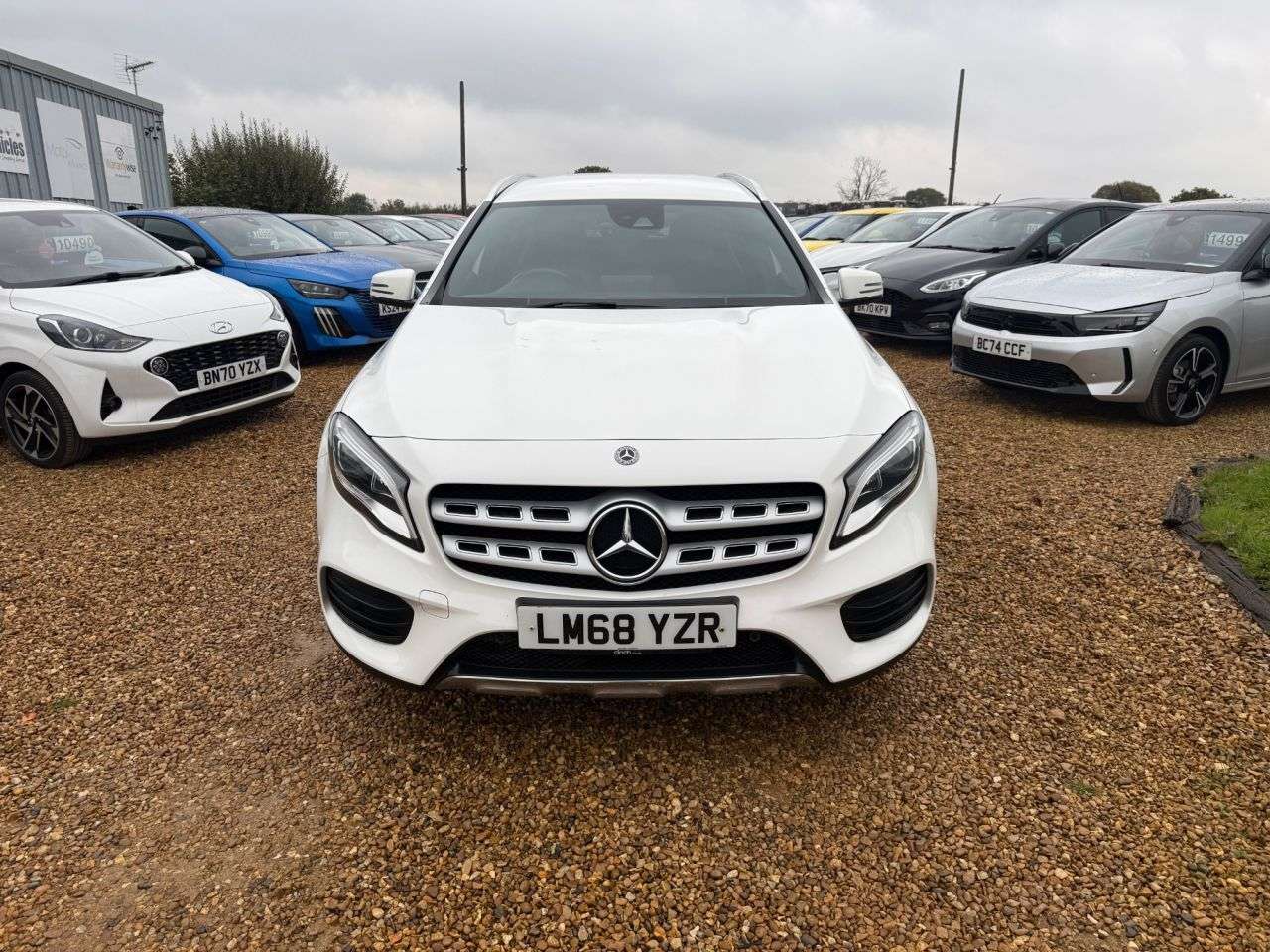 A 2018 MERCEDES-BENZ GLA 1.6 GLA200 AMG Line (Premium) SUV 5dr Petrol Manual Euro 6 (s/s) (156 ps) A 2018 MERCEDES-BENZ GLA 1.6 GLA200 AMG Line (Premium) SUV 5dr Petrol Manual Euro 6 (s/s) (156 ps)